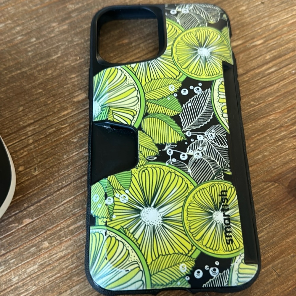 Smartish 11 pro lime case